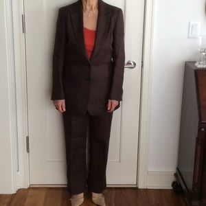 Pant suit